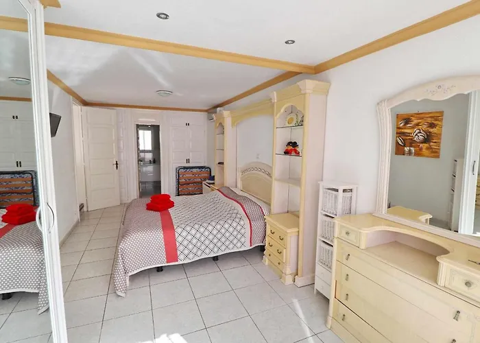 Willa Parque Santiago Ii Villa1 By Tenerife & Sales Playa de las Americas (Tenerife)